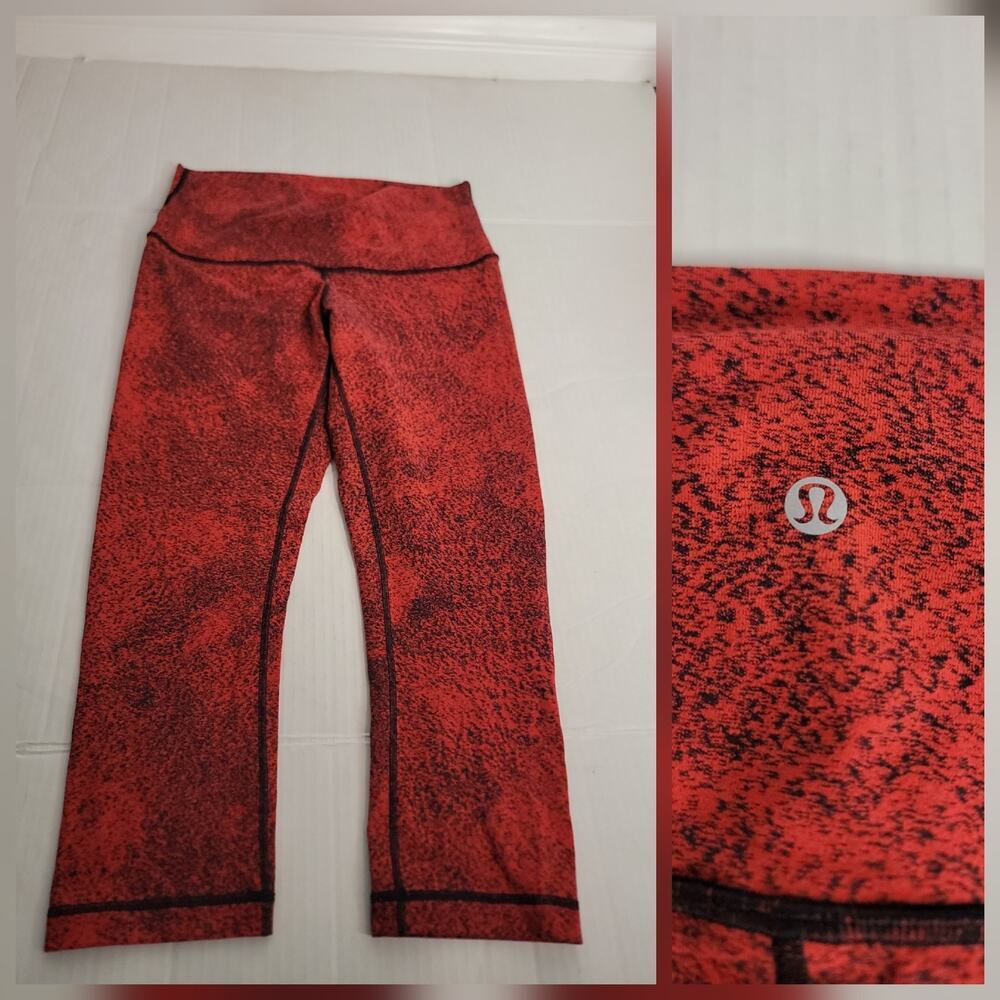 Lululemon SZ 12 Crop Leggings Wunder Under High Rise 23" Red Multicolor